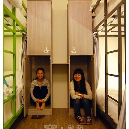Wow Tainan Hostel Exterior foto